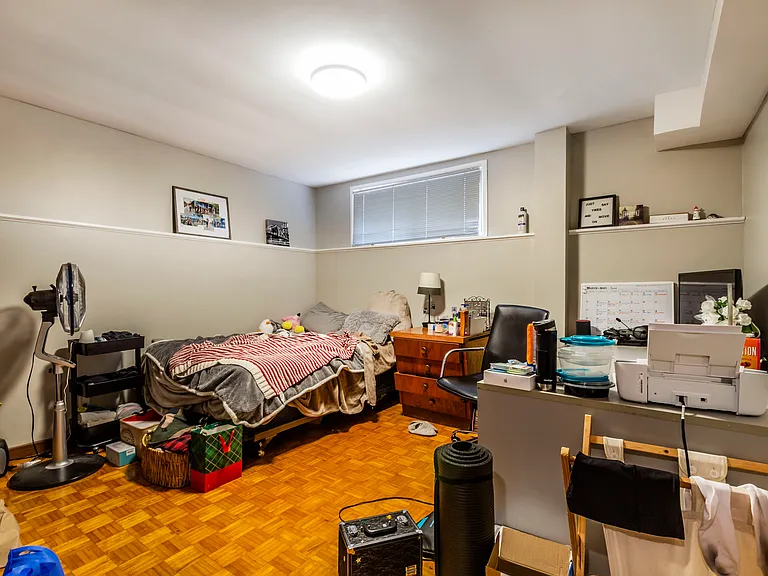 10 Cardill Cres #2 — Photo 8