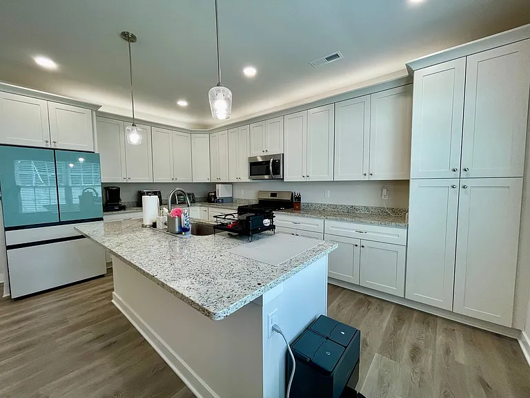 1223 Richwood Ave — Photo 9