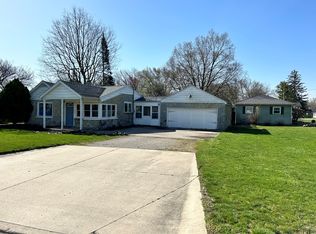 9812 Manning St, Leo, IN 46765