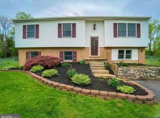 394 Morgan St, Inwood, WV 25428