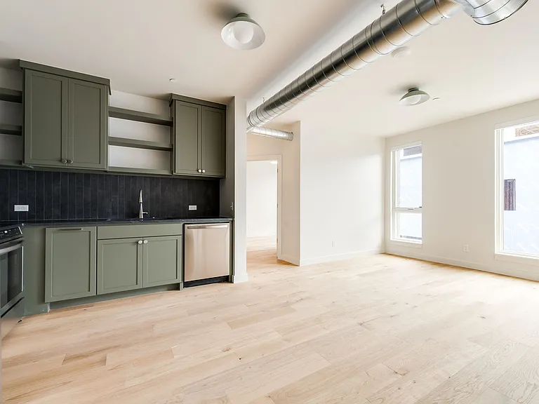 Kitchen/living