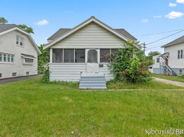 2453 Byron Center Ave SW, Wyoming, MI 49519