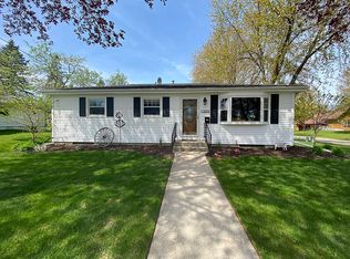 216 N State St, Waupun, WI 53963