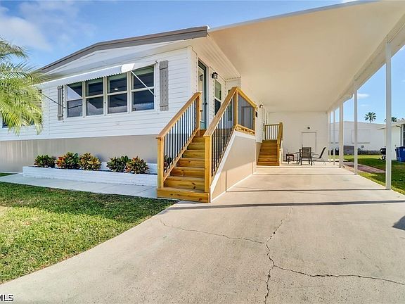3rd image of 227 Tangerine Dr