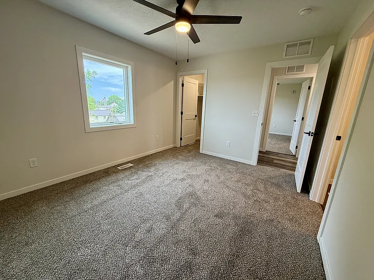 516 Cottage Ave — Photo 16