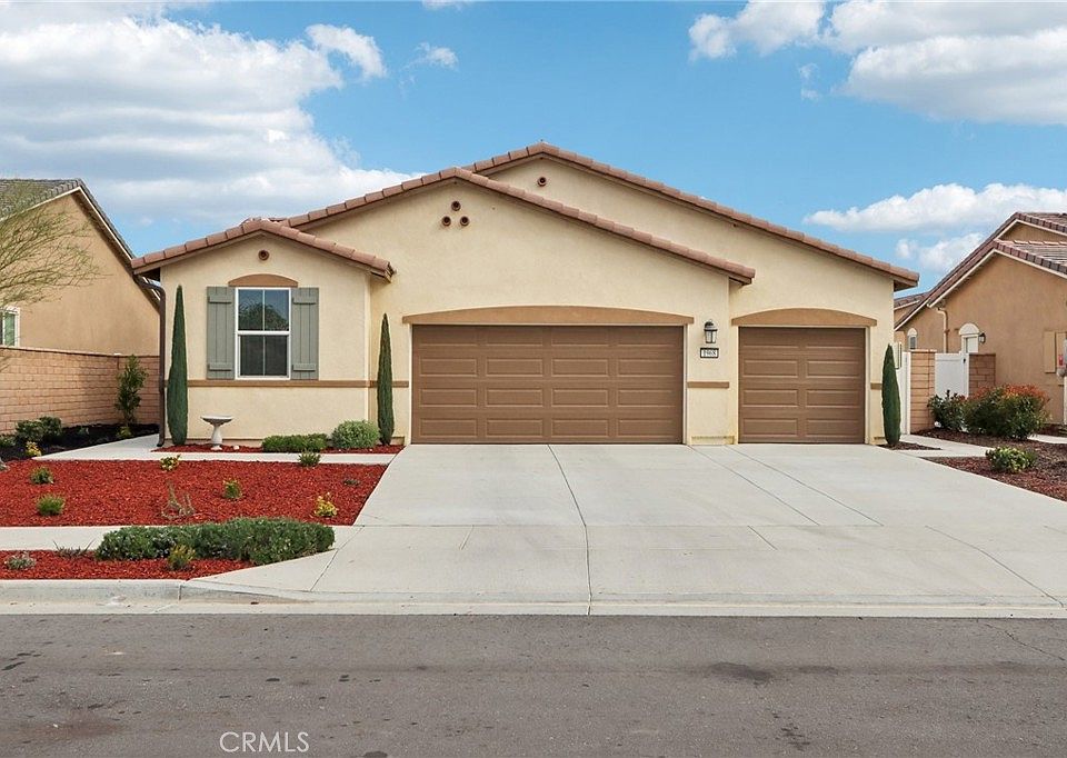 1st image of 1968 Old Canyon Dr