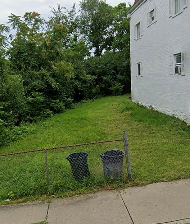 2nd image of 2416 Webster Ave