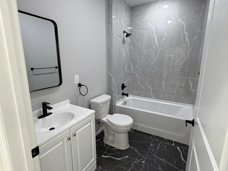59 Pearl St #205 — Photo 7