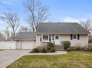 336 Howard St, Township Of Washington, NJ 07676