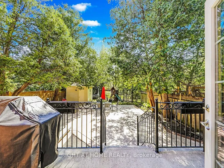 3 Westrose Ave — Photo 30