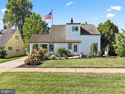 20 Appletree Dr, Levittown, PA, 19055