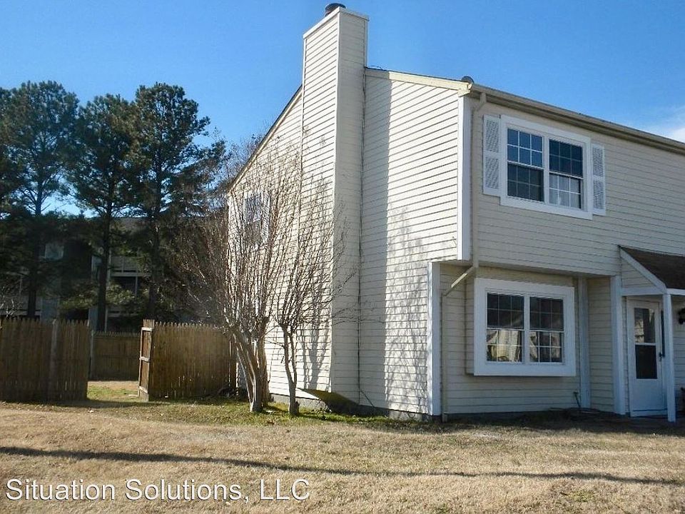 1st image of 4301 Foxwood Dr