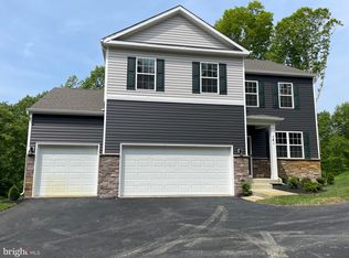 141 Wood Landing Dr, Fredericksburg, VA 22405