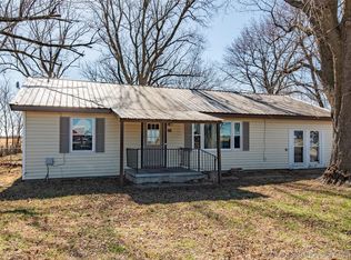 15274 Vinita Rd, Nowata, OK 74048