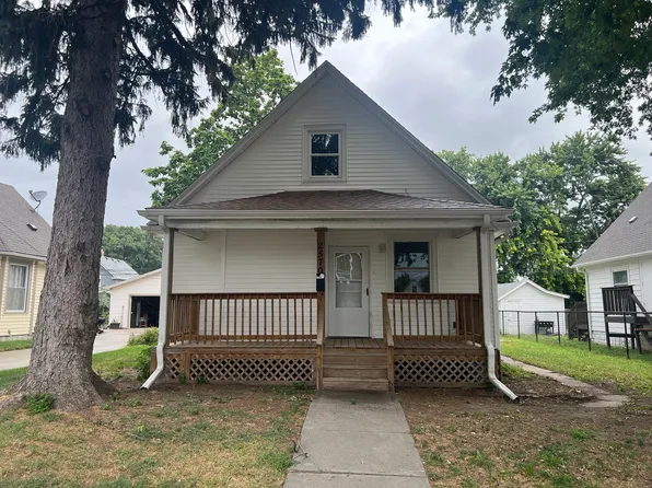 2570 Camden Ave, Omaha, NE 68111