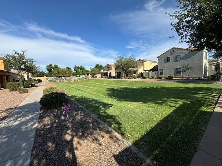 1823 S Balboa Dr — Photo 18