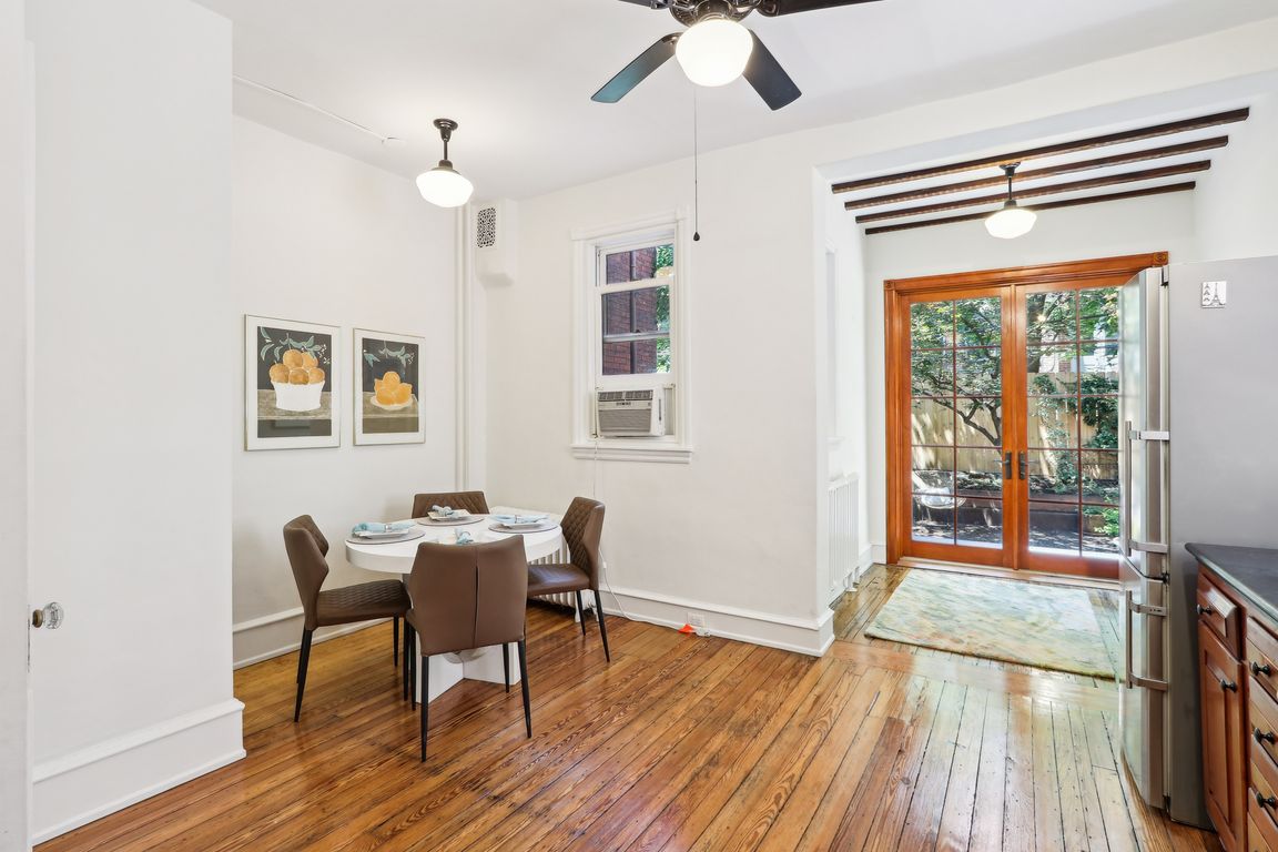 S 44th St-3105-024.jpg