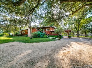 9339 Oak Ledge Dr, San Antonio, TX 78217