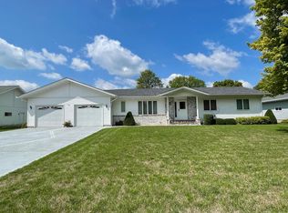 206 S Range Rd, Springfield, MN 56087