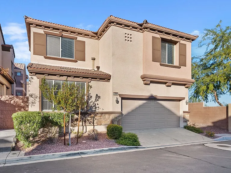 2334 Malaga Peak St — Photo 81