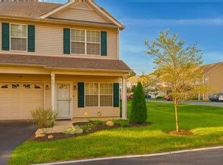 635 Grove Cir, Gahanna, OH 43230