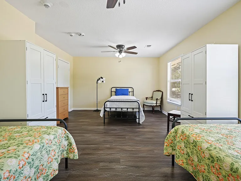 1218 S Johnson St — Photo 12
