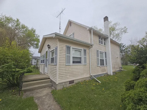 324 Potter St, Cement City, MI 49233