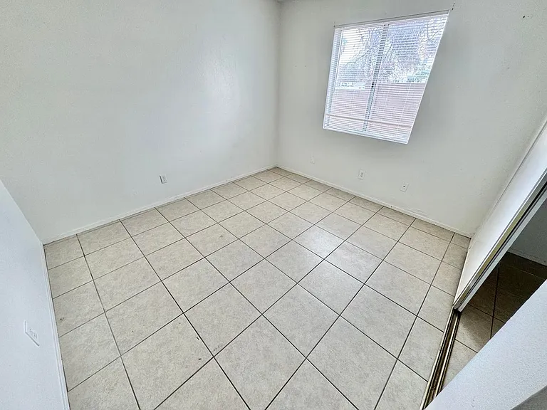 1608 Burningwood Ln #101 — Photo 11