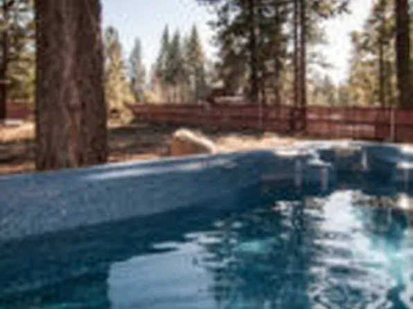 10207 Shore Pine Rd, Truckee, CA 96161