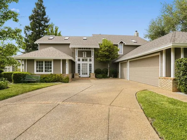 6050 Gleneagles Ct, Redding, CA 96003