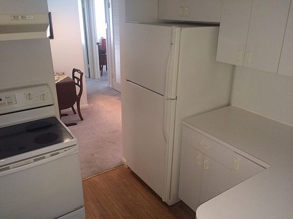 5th image of 2171 NE 66th St APT 831