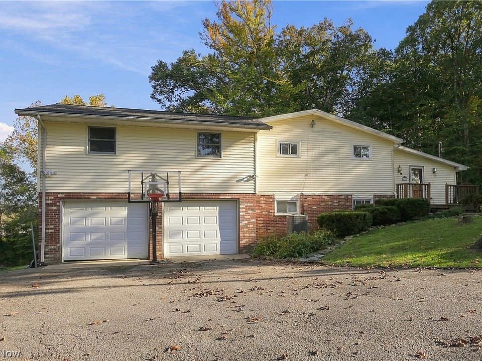 1st image of 1300 Beech Dr