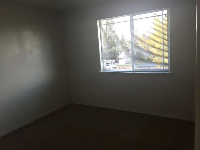 1710 SW Juniper Ave — Photo 7