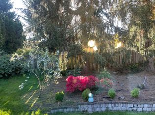 (Undisclosed Address), Lake Oswego, OR 97034