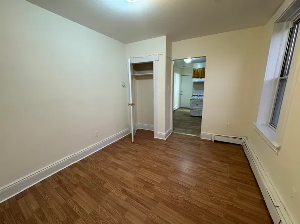 4306 Kennedy Boulevard image 3 of 11