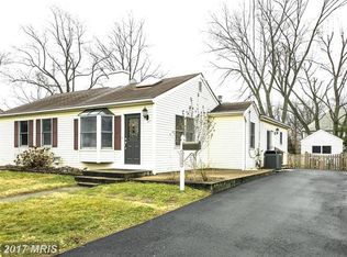 2224 Glenheather Dr, Falls Church, VA 22043