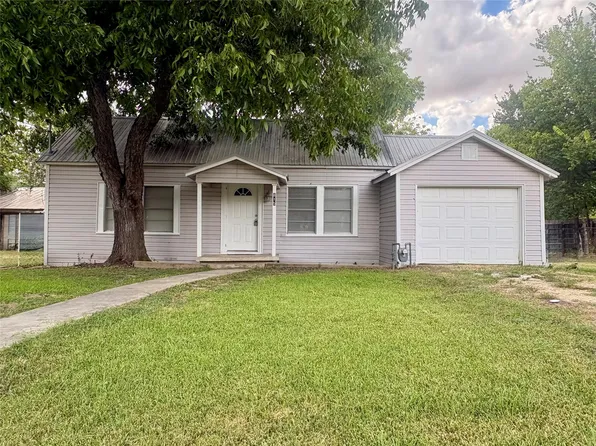 815 Lizzie St, Taylor, TX 76574