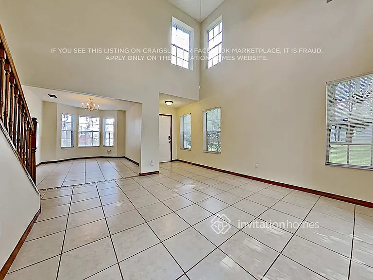 1603 Chatham Cir — Photo 4