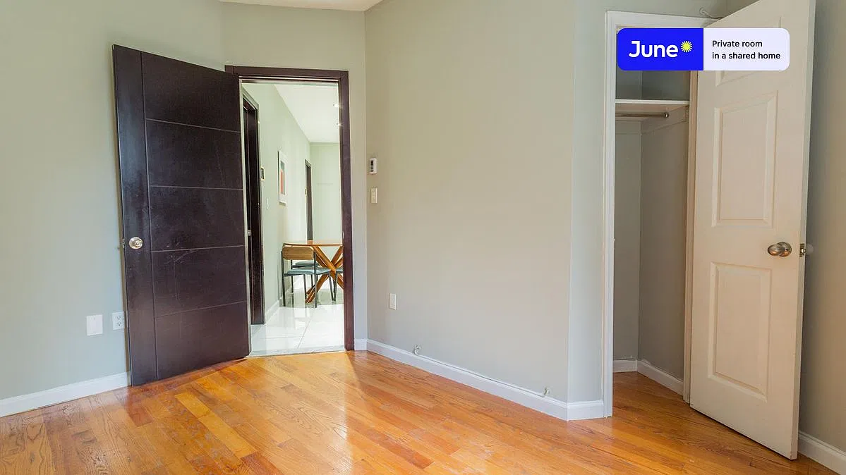 Full bedroom in 4 bed/1.5 bath home in Upper West Side #1580 D — Photo 2
