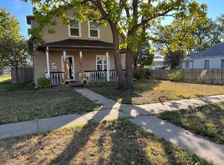 414 4th St, Claflin, KS 67525