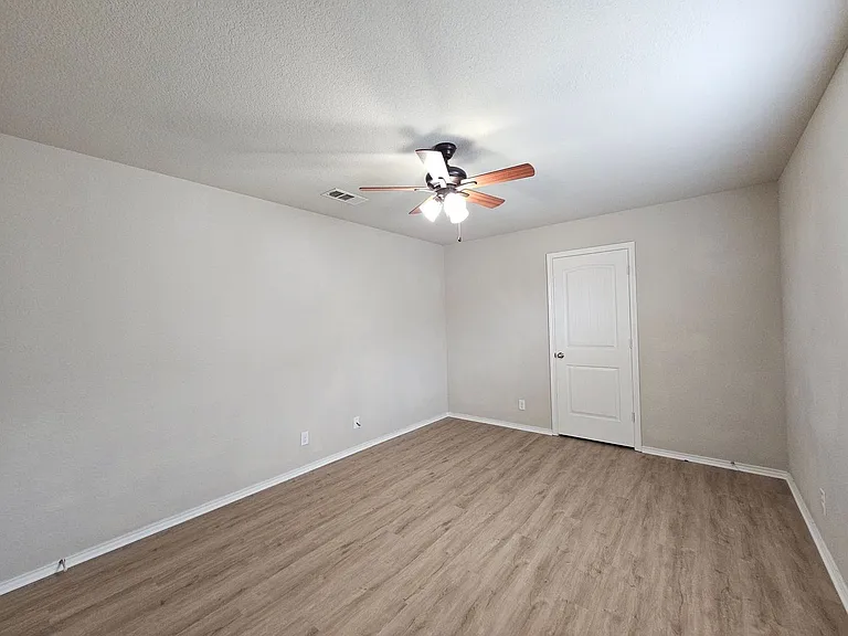 3804 Ida Dr — Photo 16