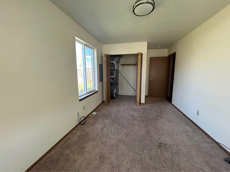 2nd bedroom and closet