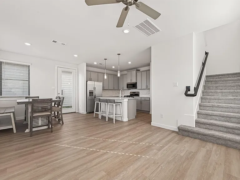 3223 Loam Ln — Photo 10