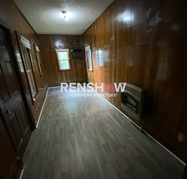 525 Baxter St — Photo 13