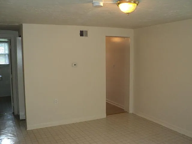 4601 Blaine St NE #1 — Photo 7