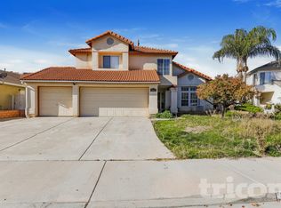 863 Pike Dr, Hemet, CA 92544