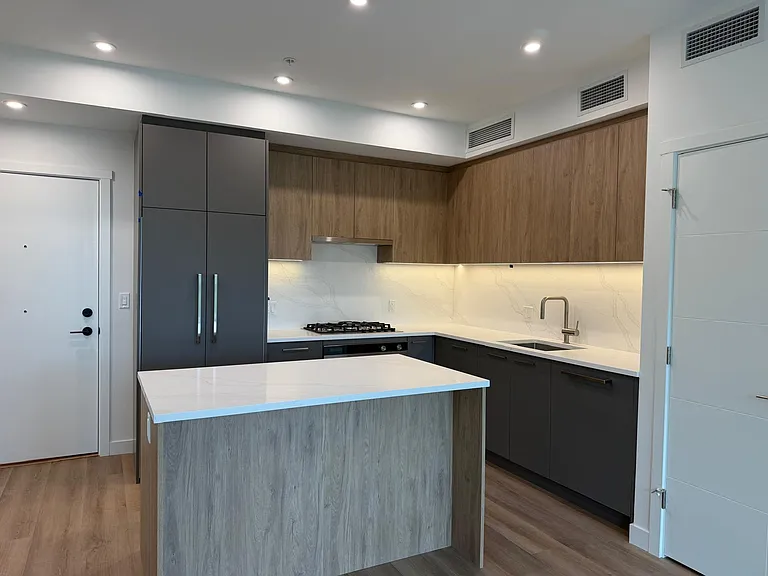 601 Rochester Ave #4XX — Photo 7