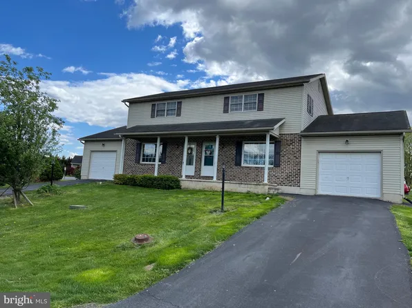 3 Holly Ct, Shippensburg, PA 17257