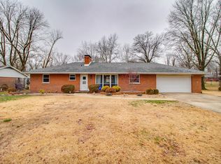 3404 Greenwood Ln, Godfrey, IL 62035