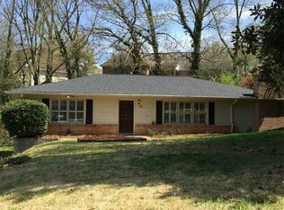 1388 Cumberland Dr, Gainesville, GA 30501
